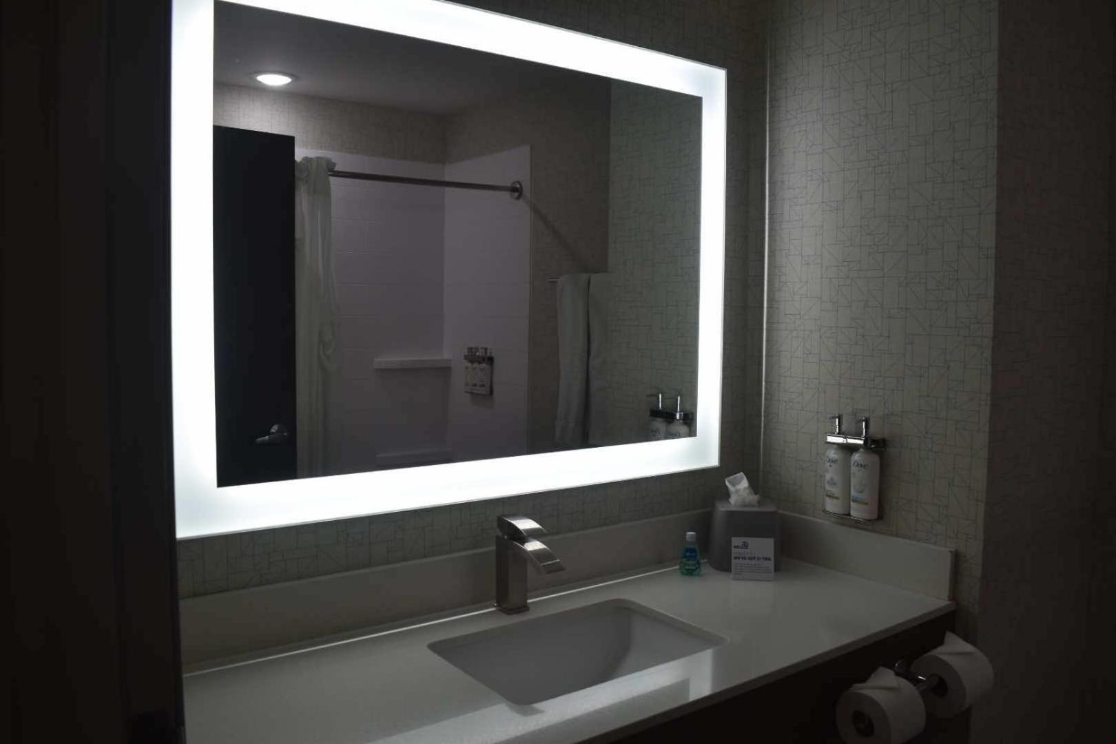 Holiday Inn Express Hotel & Suites Mcpherson By Ihg Esterno foto